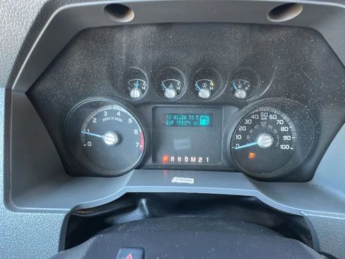 Used 2015 Ford F250 XL w/ XL Value Package image 12