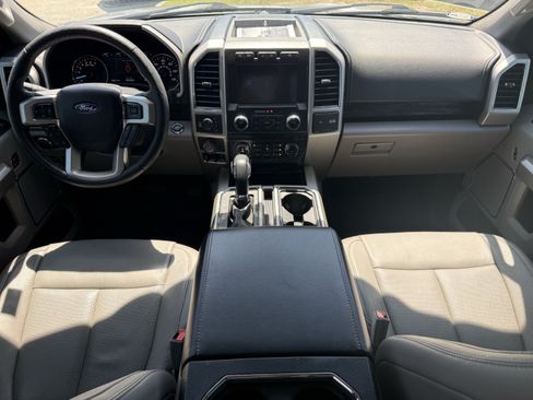 Used 2020 Ford F150 Lariat w/ Equipment Group 502A Luxury AWD/4WD image 13