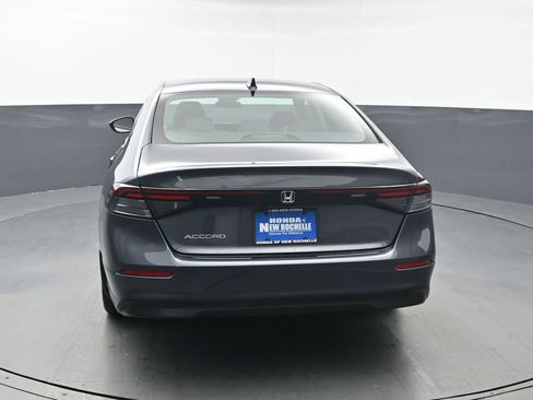 Used 2025 Honda Accord SE image 5