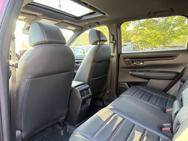 Used 2025 Honda CR-V Sport-L image 12