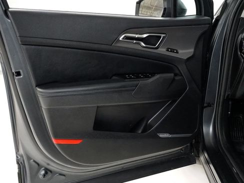 Certified 2023 Kia Sportage SX Prestige image 7