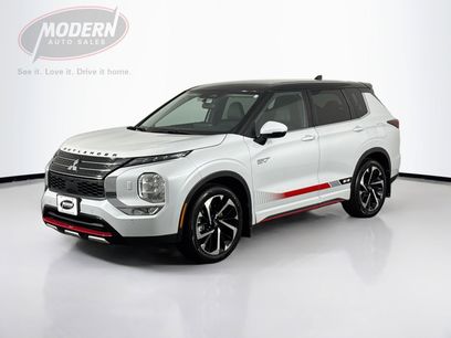 Used 2023 Mitsubishi Outlander SE
