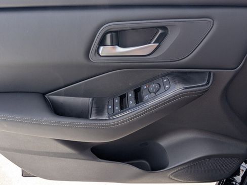 New 2026 Nissan Rogue SV image 13