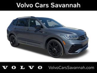 Used 2024 Volkswagen Tiguan SE R-Line video 1