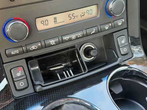 Used 2008 Chevrolet Corvette Convertible w/ Preferred Equipment Group image 24