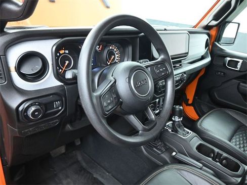 Used 2025 Jeep Wrangler Sport image 14