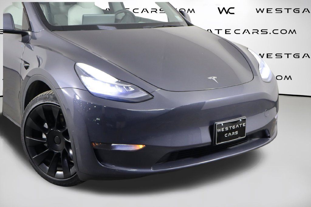 Used 2023 Tesla Model Y Long Range AWD/4WD image 49