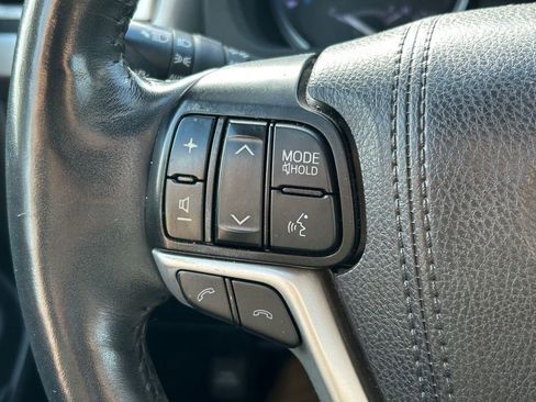 Used 2019 Toyota Highlander Limited Platinum AWD/4WD image 44