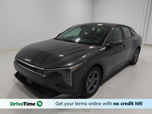 Used 2025 Kia K4 FWD image 1