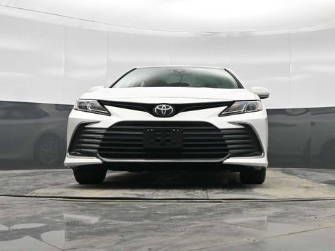 Used 2024 Toyota Camry LE image 32