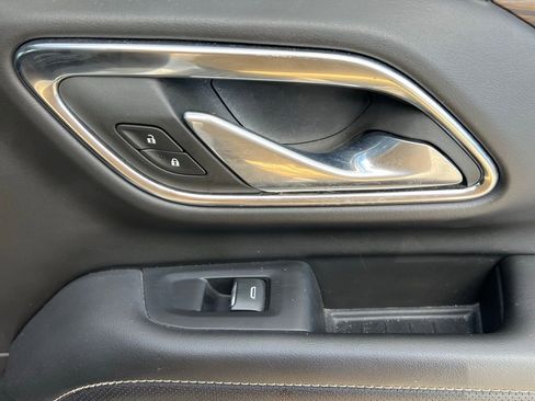 Certified 2023 Chevrolet Suburban Premier AWD/4WD image 18