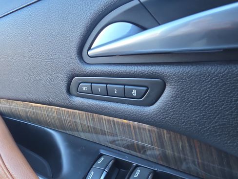 Used 2019 Cadillac XT4 Premium Luxury image 17