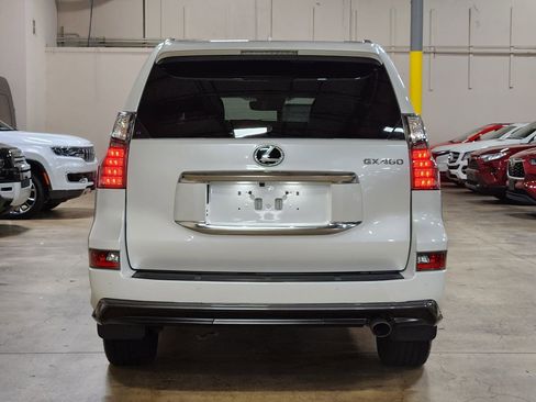Used 2023 Lexus GX 460 Premium w/ Accessory Package image 10