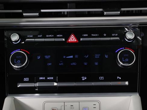Certified 2026 Hyundai Santa Fe SEL FWD image 24