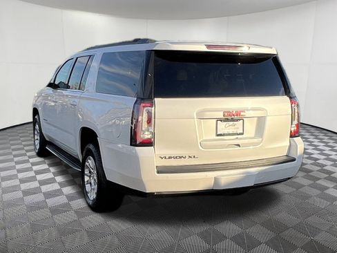 Used 2018 GMC Yukon XL SLT w/ HD Trailering Package image 4
