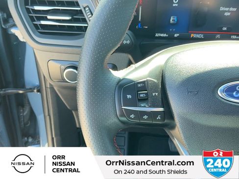 Used 2025 Ford Escape ST-Line FWD image 19