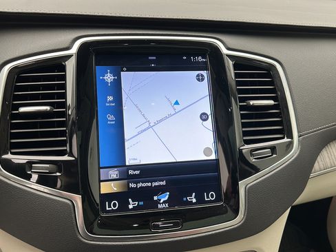 Used 2021 Volvo XC90 T8 Inscription w/ Advanced Package AWD/4WD image 16