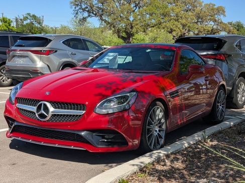 Used 2017 Mercedes-Benz SLC 300 image 3