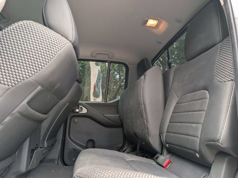 Used 2017 Nissan Frontier PRO-4X AWD/4WD image 14