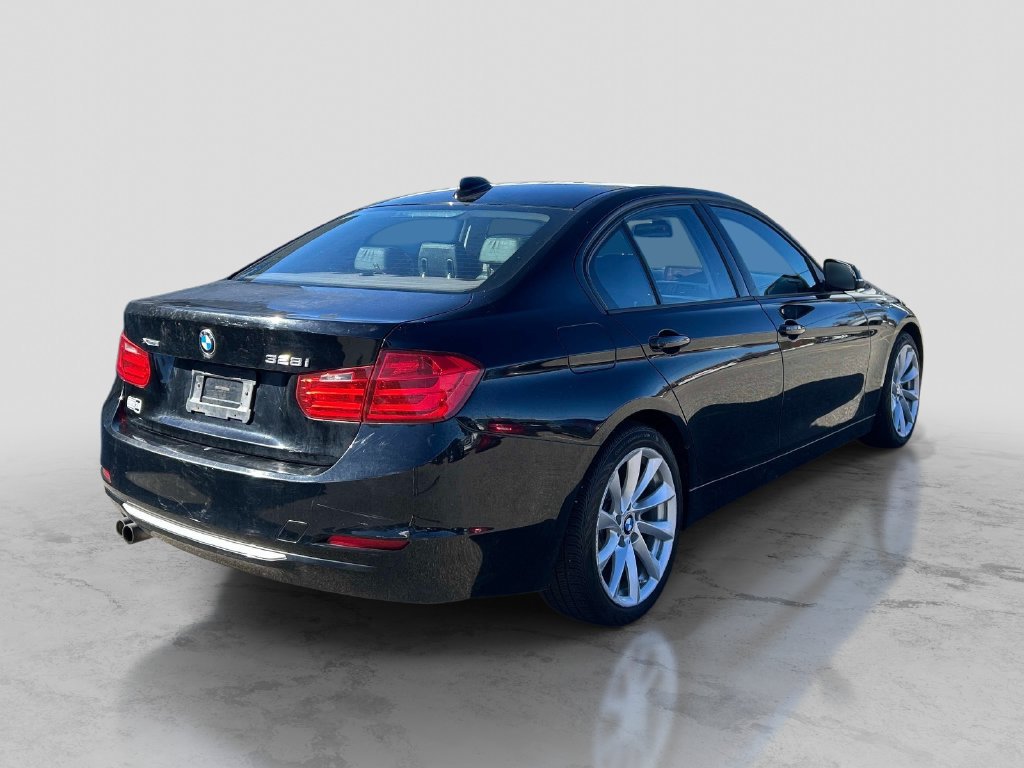 Used 2013 BMW 328i xDrive Sedan AWD/4WD image 5