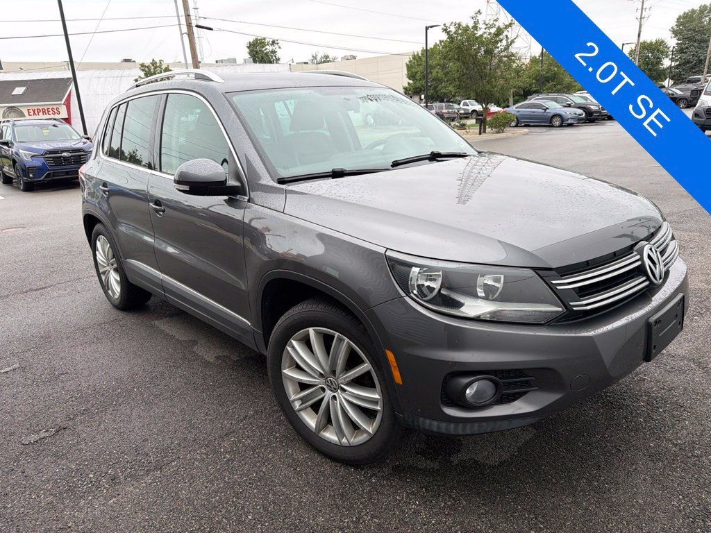 Used 2014 Volkswagen Tiguan SE AWD/4WD image 1