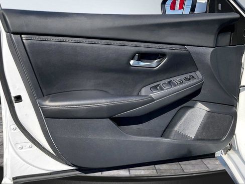 Used 2023 Nissan Sentra SV FWD image 24