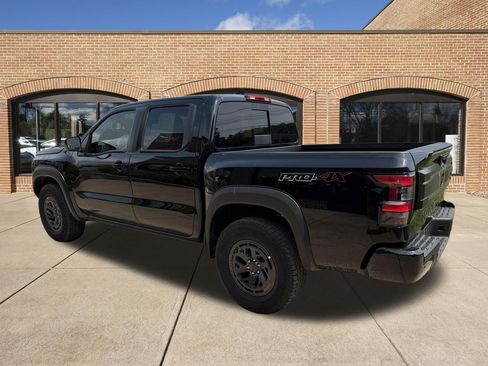 Used 2026 Nissan Frontier PRO-4X AWD/4WD image 5