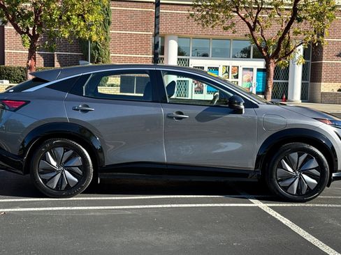 Certified 2023 Nissan Ariya FWD image 3