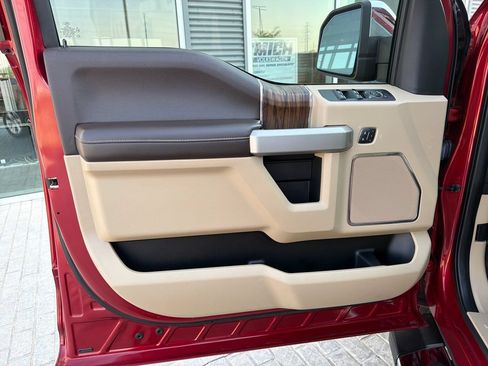 Used 2019 Ford F150 Lariat AWD/4WD image 10