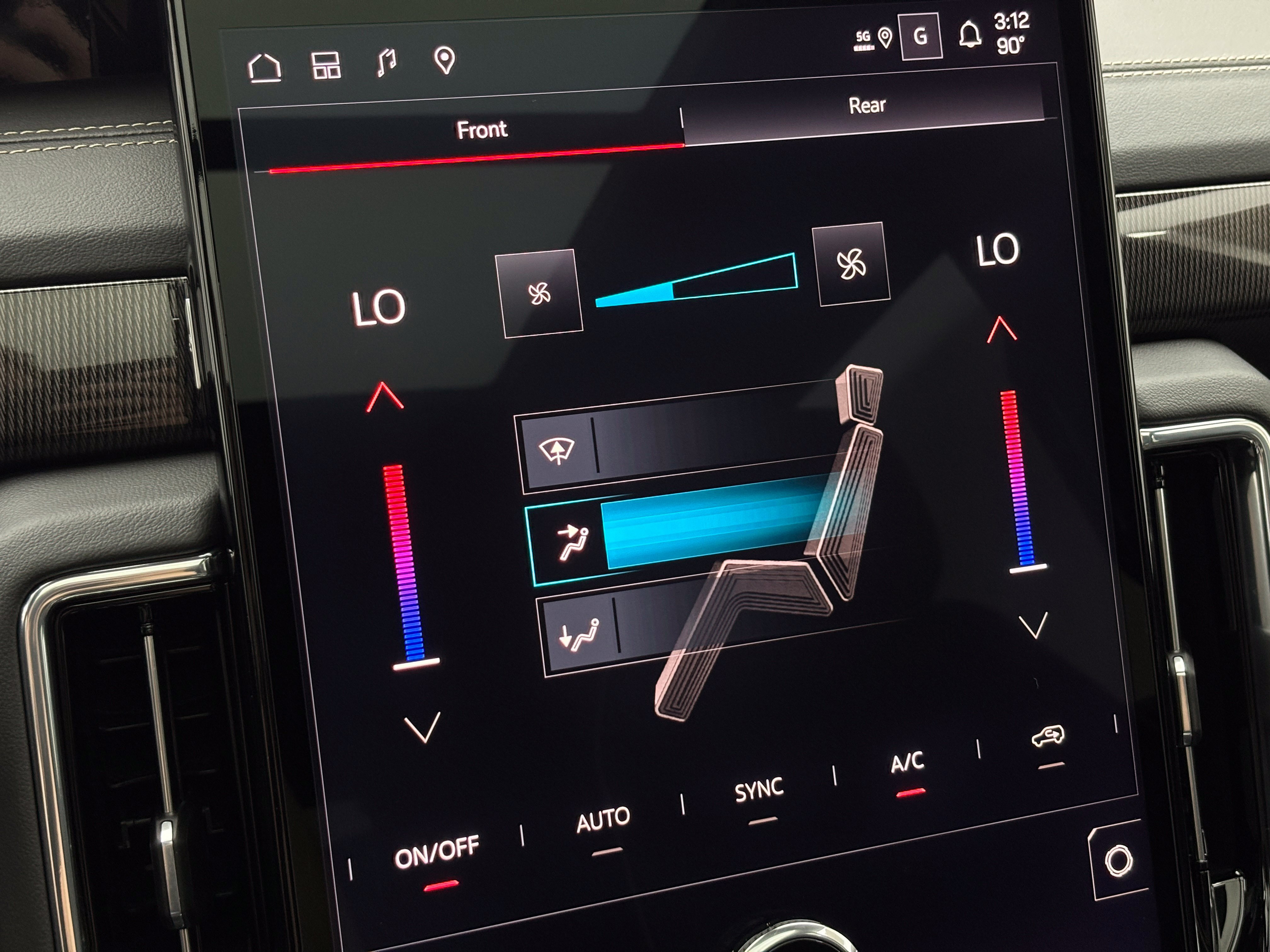 New 2026 GMC Yukon Elevation w/ Elevation Premium Package AWD/4WD image 32