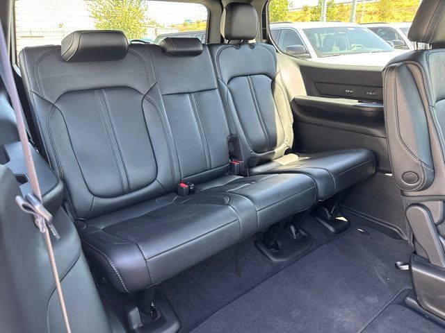 New 2026 Jeep Grand Wagoneer Limited AWD/4WD image 27