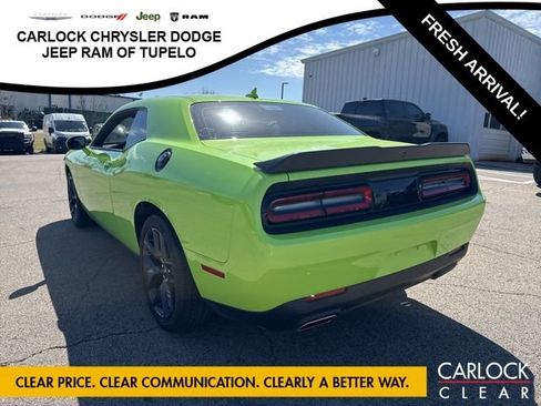 Used 2023 Dodge Challenger SXT w/ Plus Package image 9