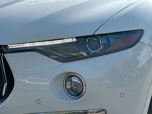 Used 2022 Maserati Levante GT image 37