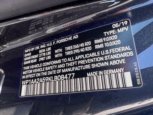 Used 2019 Porsche Macan AWD/4WD image 37