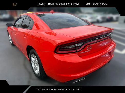 Used 2023 Dodge Charger SXT RWD image 3