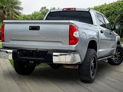 Used 2019 Toyota Tundra SR5 w/ SR5 Upgrade Package image 2