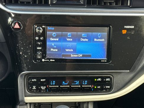 Certified 2018 Toyota Corolla iM image 23