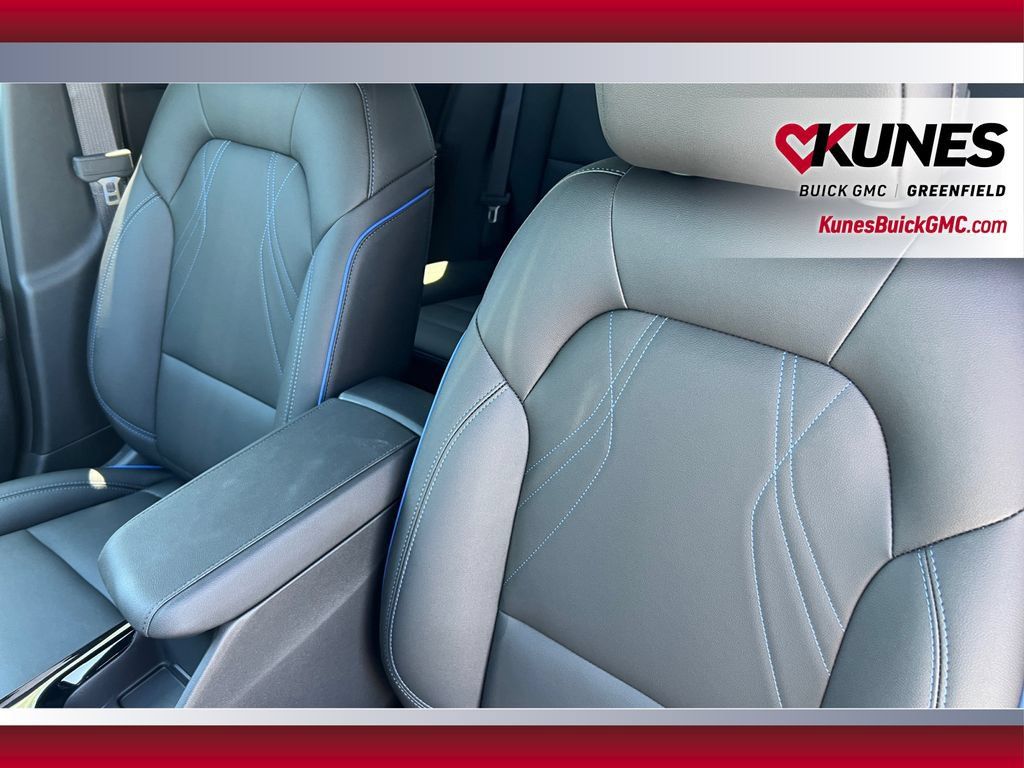 New 2026 Buick Envista Sport Touring w/ Convenience I Package FWD image 21