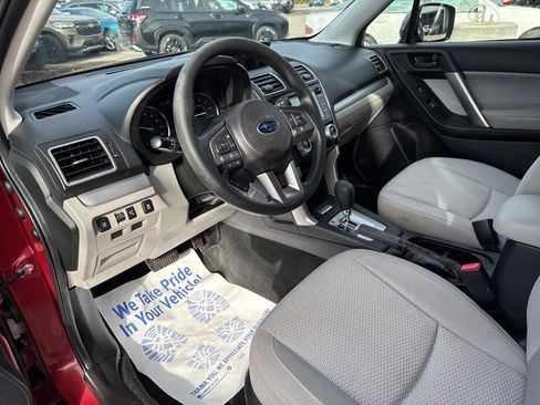 Used 2018 Subaru Forester 2.5i Premium image 18