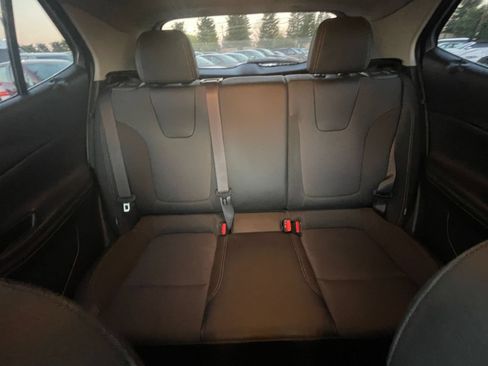 Used 2025 Buick Encore GX Preferred FWD image 36
