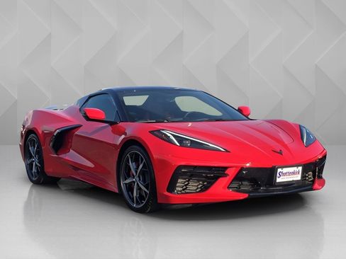 Used 2022 Chevrolet Corvette Stingray Premium Conv w/ 3LT image 3