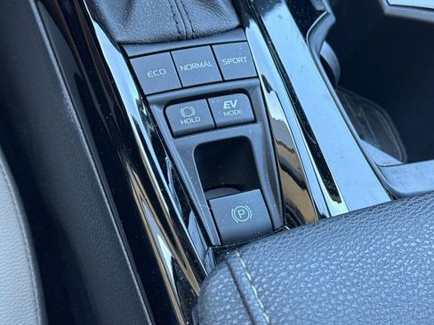 Certified 2026 Toyota Camry XLE AWD/4WD image 32