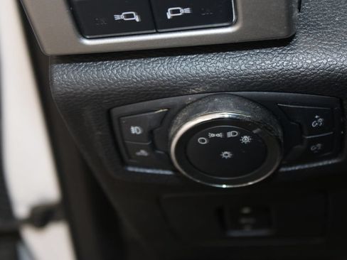 Used 2016 Ford F150 Lariat AWD/4WD image 23