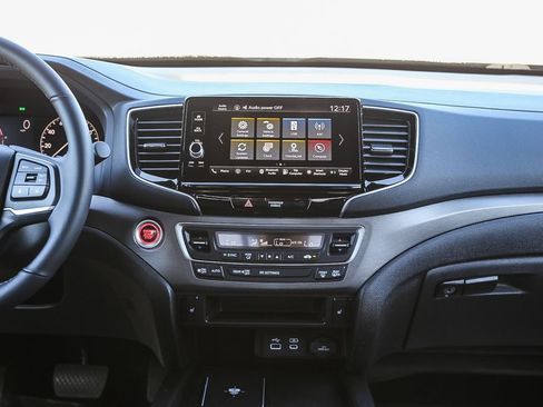 Used 2025 Honda Ridgeline RTL image 14