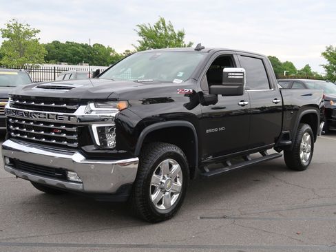 Used 2021 Chevrolet Silverado 2500 LTZ w/ LTZ Plus Package AWD/4WD image 5