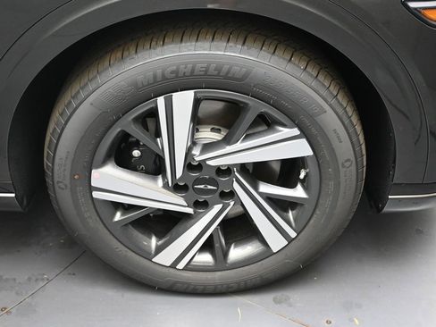 New 2026 Genesis GV70 3.5T Sport Advanced image 10