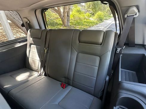 Used 2004 Ford Expedition XLT RWD image 33