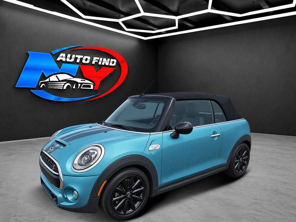 Used 2017 MINI Cooper S FWD image 1