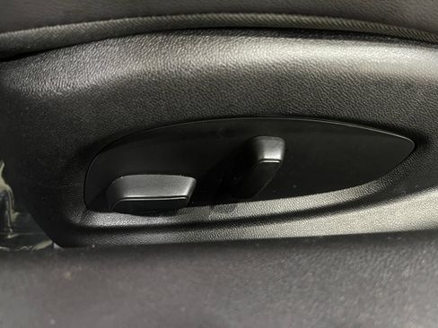 Used 2018 Chevrolet Camaro SS RWD image 16