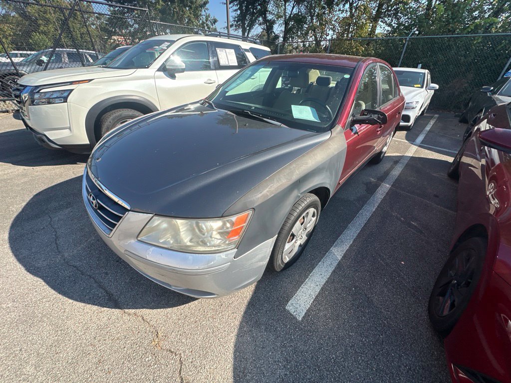 Used 2010 Hyundai Sonata GLS FWD image 2